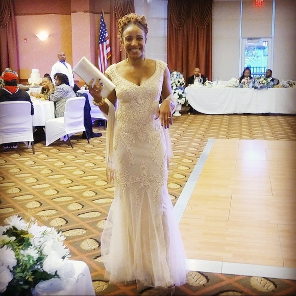 Meet your Posher, Tina - Picture 3 of 3